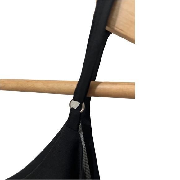 LULU'S BLACK SHEER NET V-NECKLINE ADJUSTABLE STRAP SLEEVELESS FLOWY BLOUSE - Picture 12 of 13